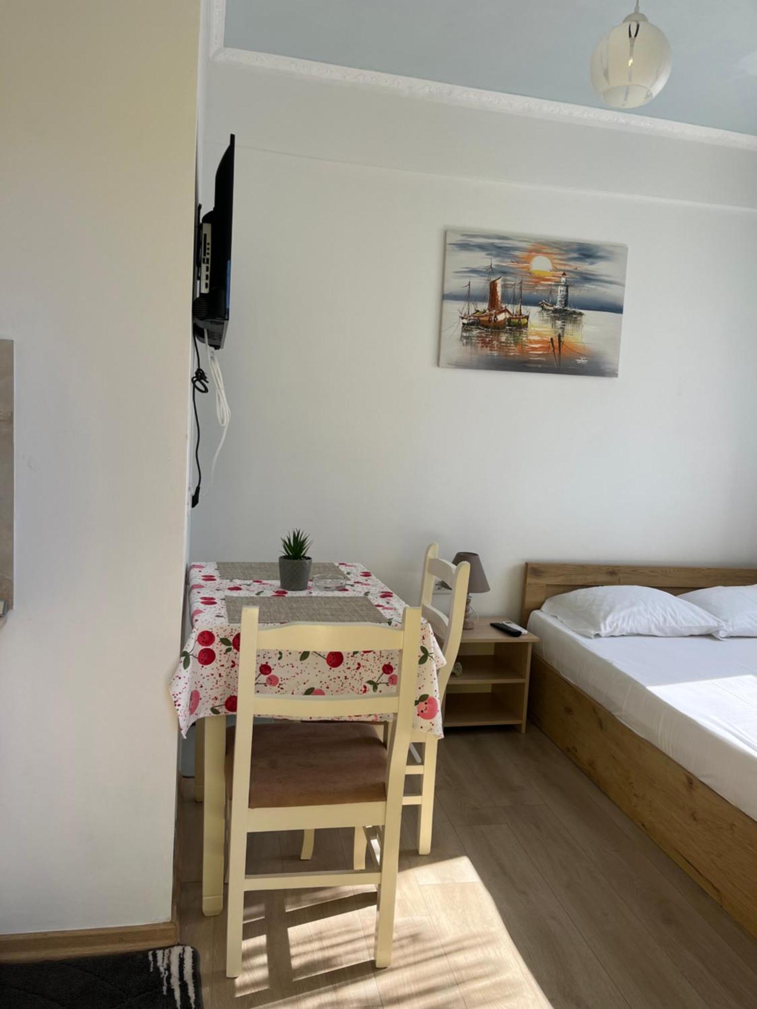 Guesthouse Kristi & Mari Vlorë Exteriér fotografie